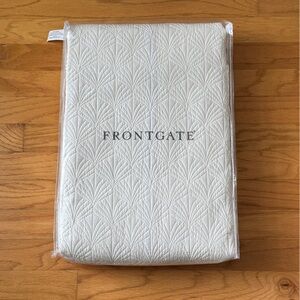 Frontgate Ivory Silk Quilt & Shams - Queen - NWT
